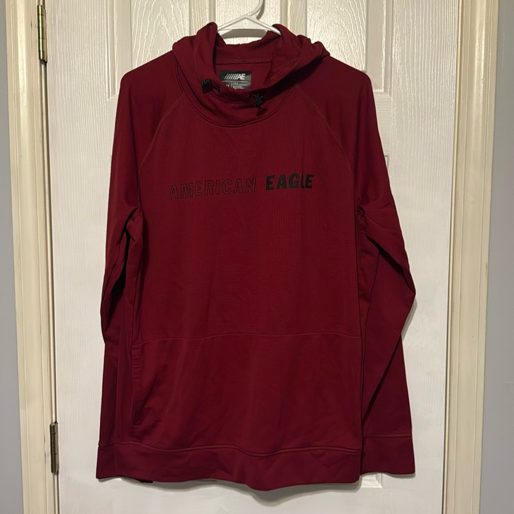 American Eagle men’s long sleeve shirt, size large, like new condition
